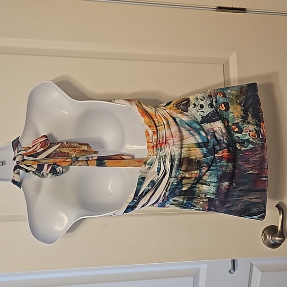 Venus size large halter top - Picture 3 of 3